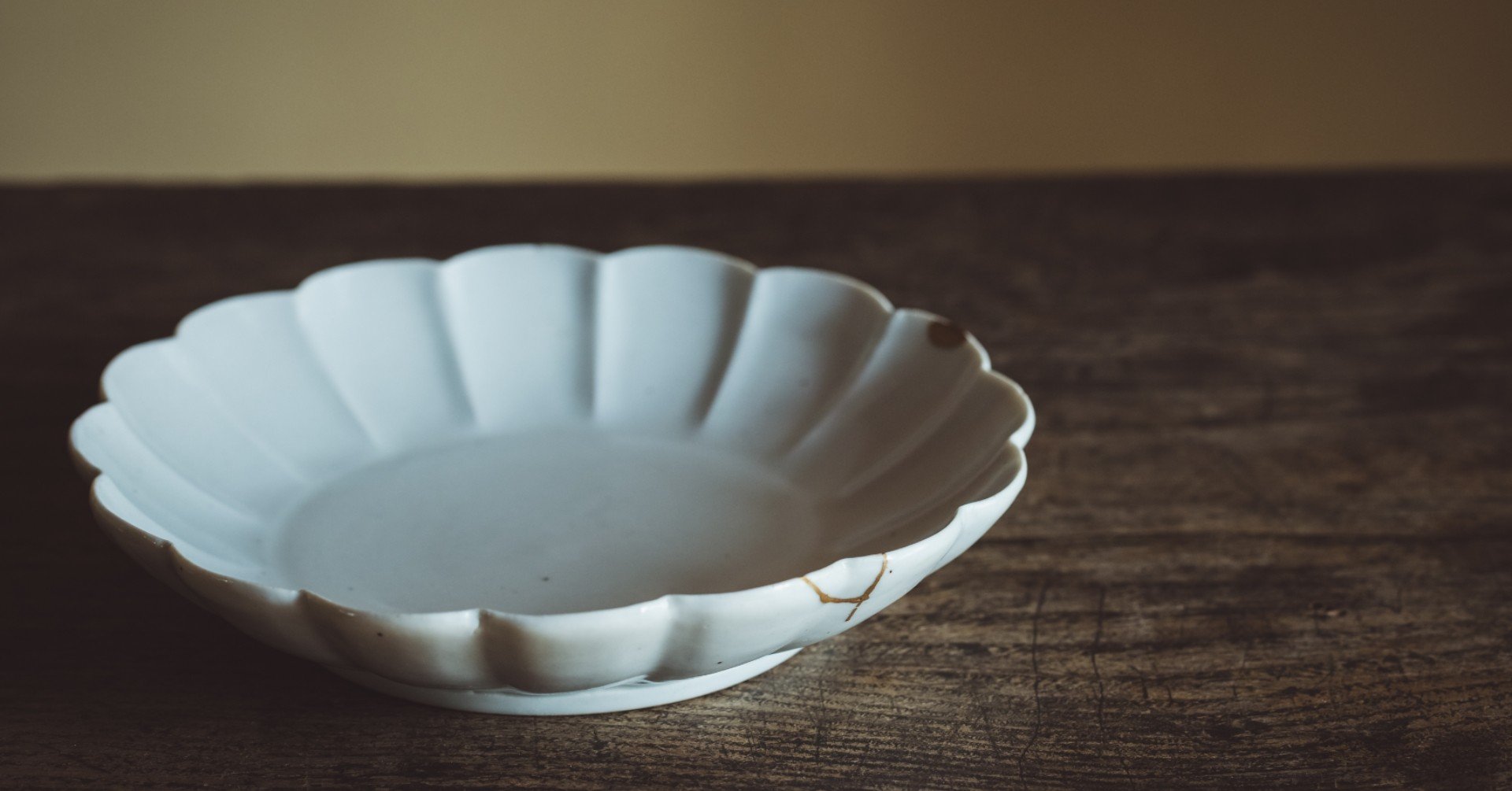 金継のうつわ 金継ぎ」したうつわを紹介するブランド、「Zen」(繕) に込めた願い