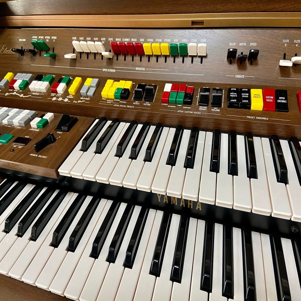 ヤマハ エレクトーン D-700 「モア」｜アキラ@レトロ_エレクトーン