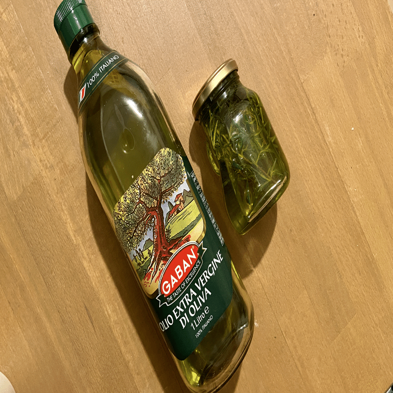 ローズマリーで ハーブオイル ハーブソルトを手づくり 糸 Note