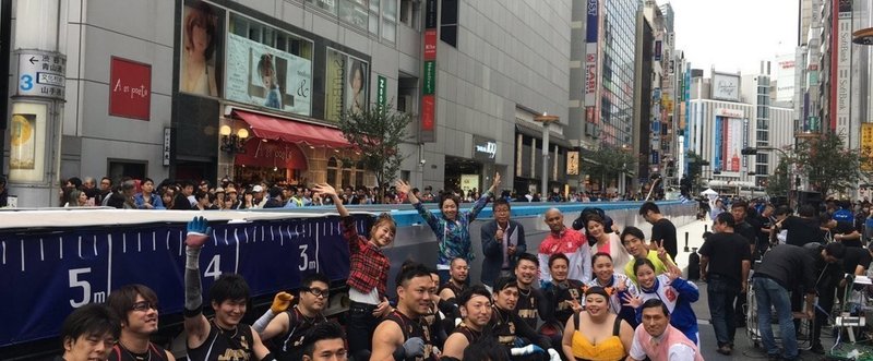 渋谷の真ん中でメダリストたちが脅威の身体能力を披露