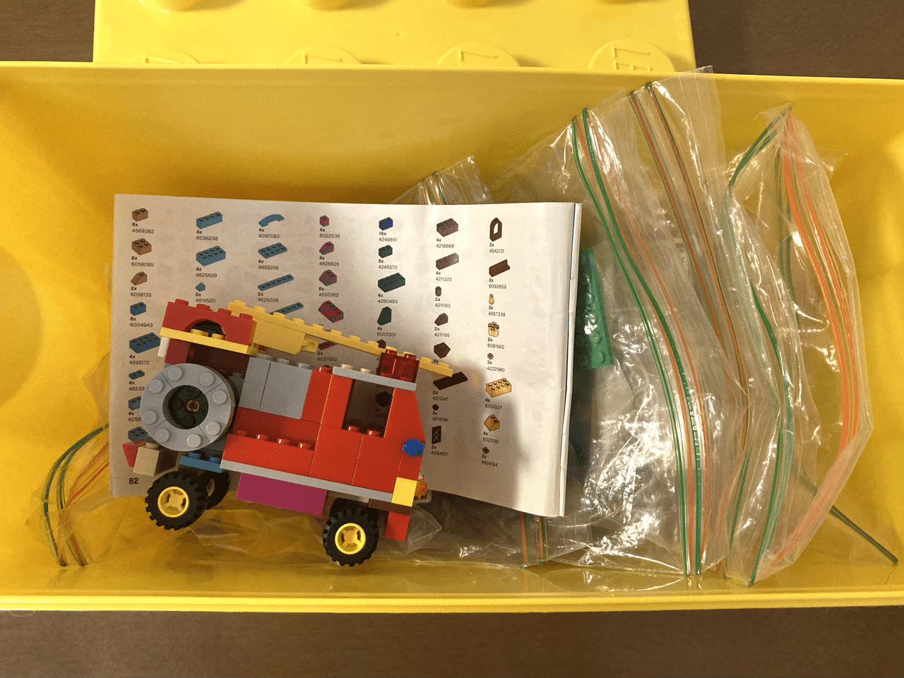 レゴの収納方法。たくさんのブロックをすっきり片付けて、子ども一人で遊べちゃう♪｜あんり🌷｜note