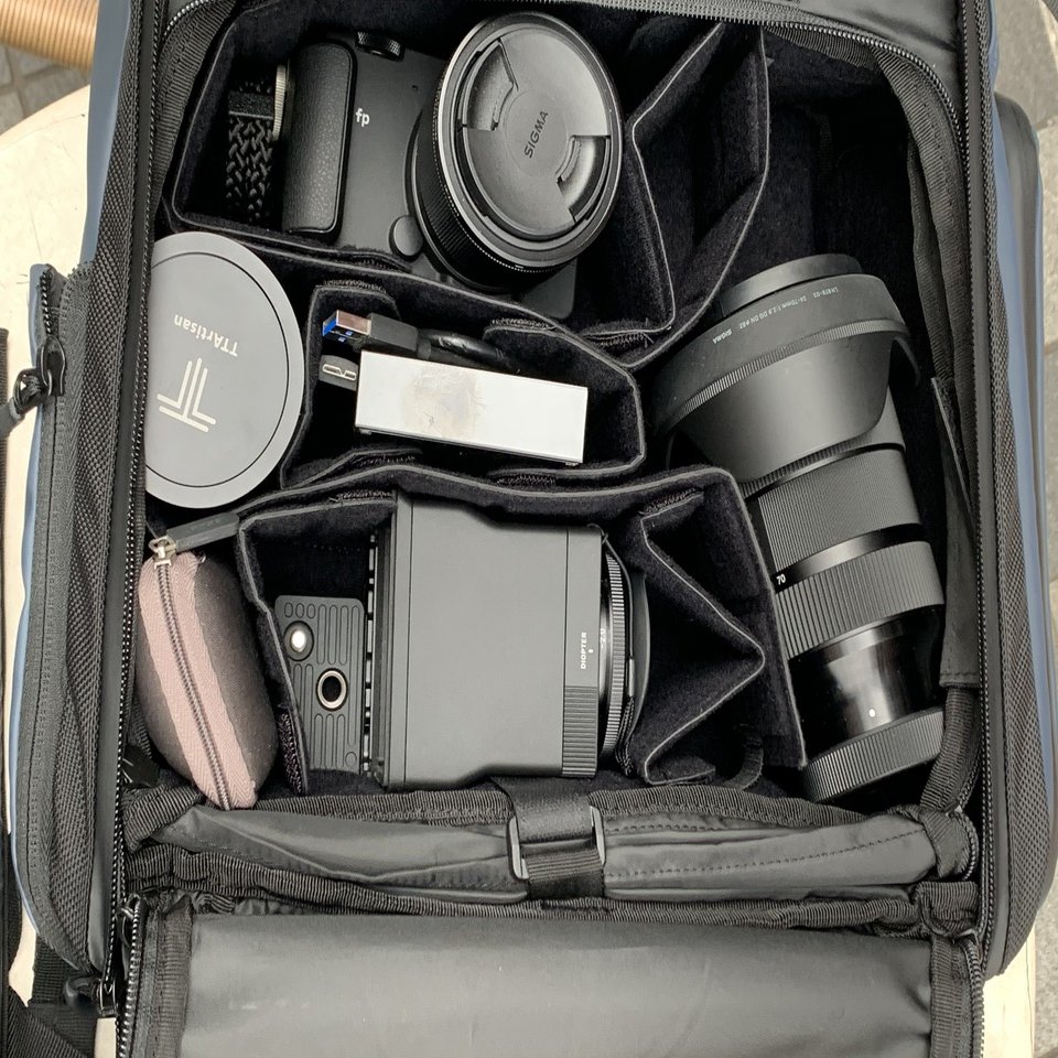 レビュー】普段使いも最適なカメラバックパックWANDRD PRVKEを購入しま