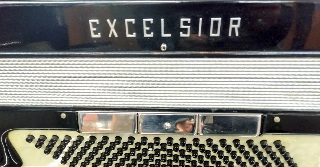 ★EXCELSIOR315アコーディオン美品お勧め良品 Model:315