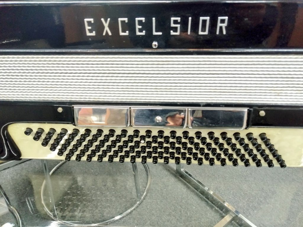 EXCELSIORアコーディオン モデル315