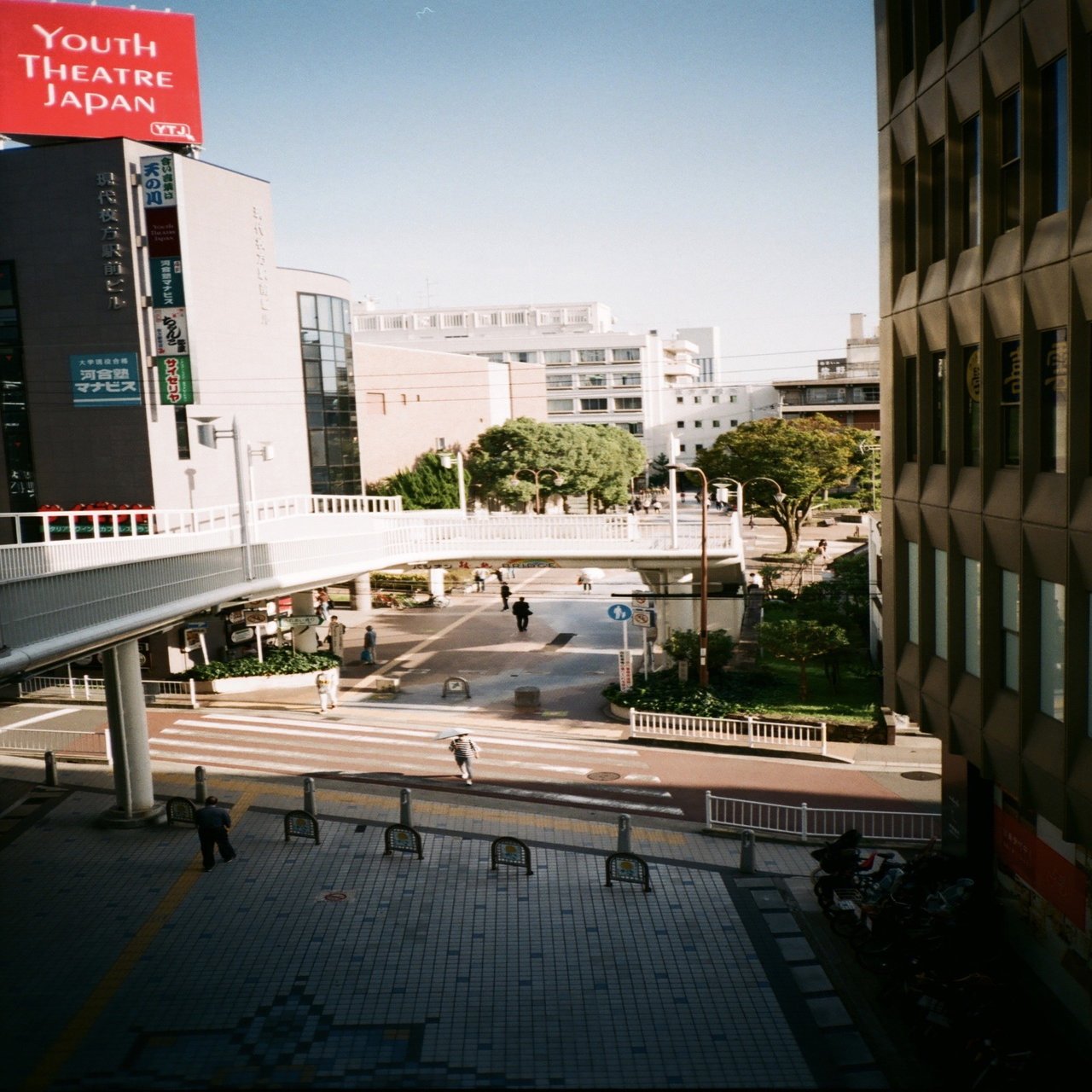 あれ？こんな写りだったかな？というようなRICOH MF-1・・・フィルムを