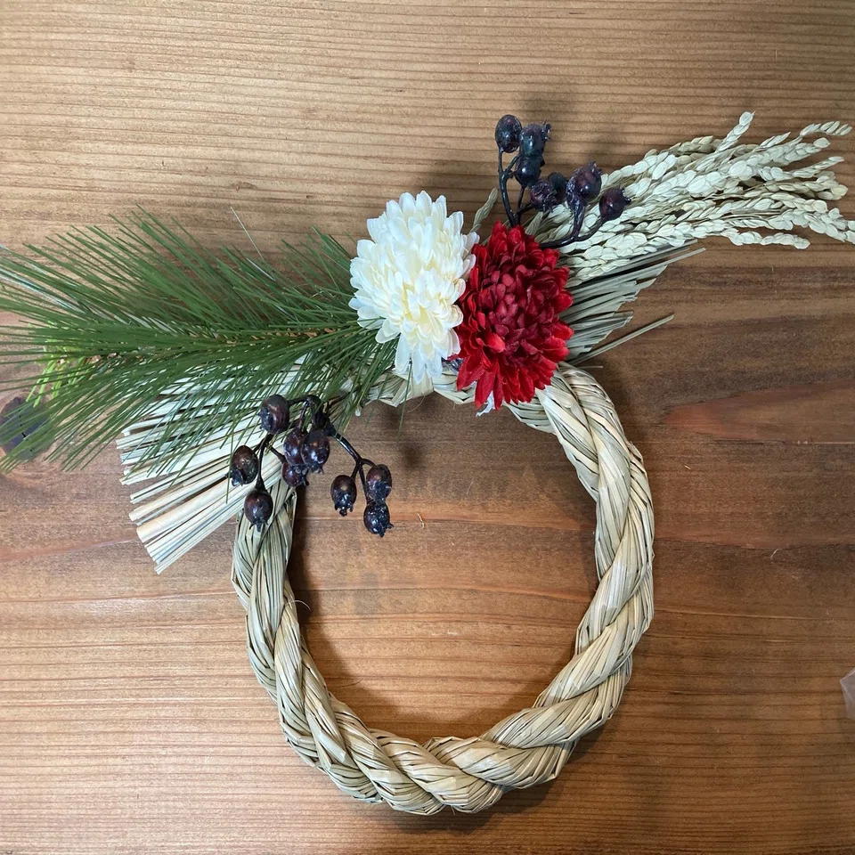 DIY】しめ縄リースを自作｜雪が降る