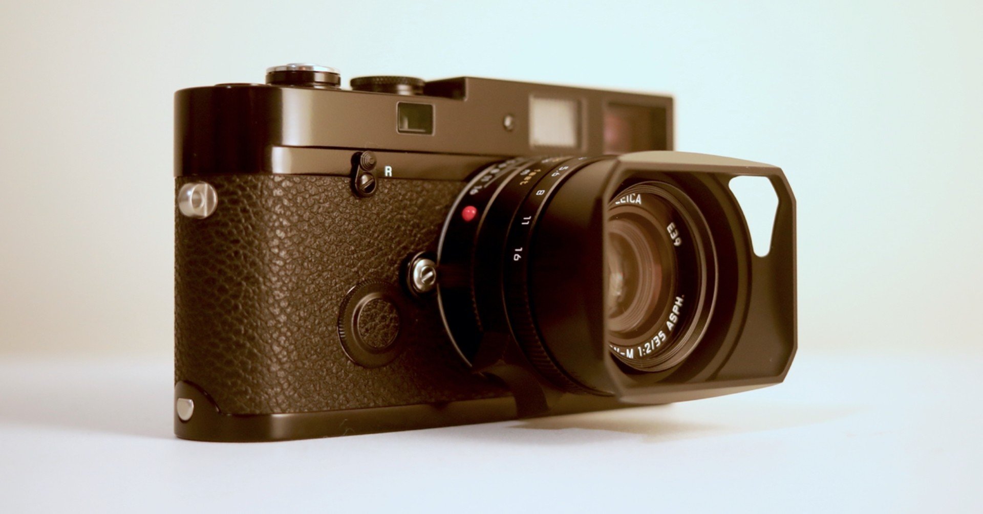 a*i様 【美品】Leica ライカ　MP 0.72 内箱、取説、冊子、ストラッ a*i様 【美品】Leica ライカ MP 0.72 内箱、取説、冊子、ストラッ