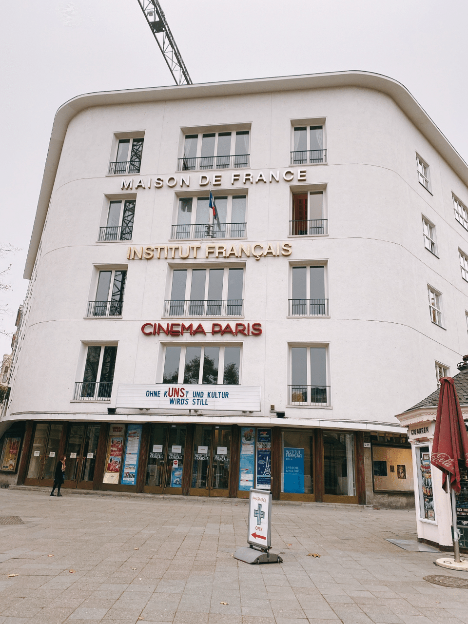 フランス語学校 Www Institutfrancais De Berlin メゾン ド フランス Kurfurstendamm 211 Berlin ドイツ 4 ベルリンのしょこたん Note フランス語学校 Www Institutfrancais De Berlin メゾン ド フランス Kurfurstendamm 211 Berlin ドイツ 4 ベルリンのしょこたん Note