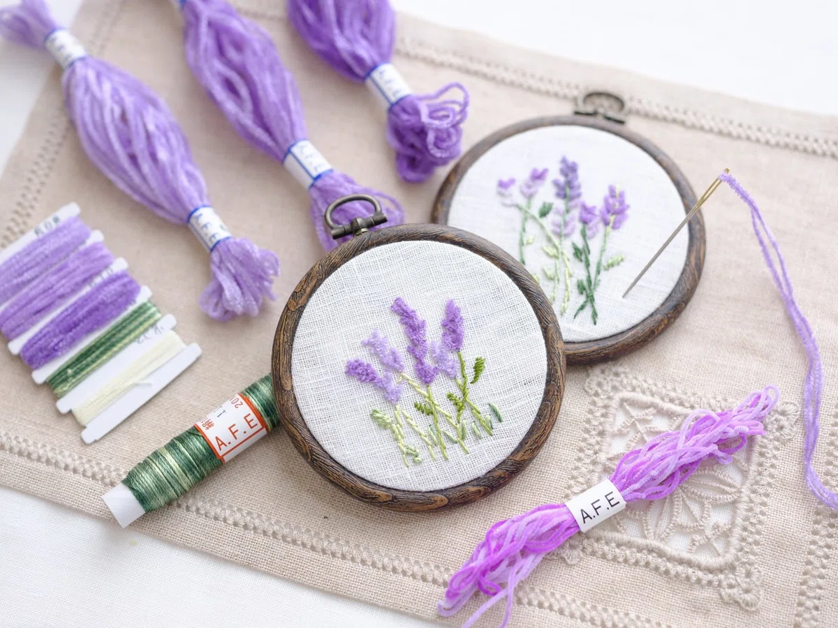 ?ラベンダーの花刺繍の作り方｜Art Fiber Endo