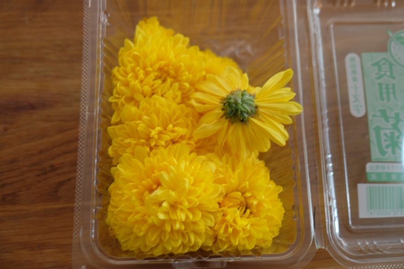余った菊をジャムにしてみた 樋口直哉 Travelingfoodlab Note 余った菊をジャムにしてみた 樋口直哉 Travelingfoodlab Note