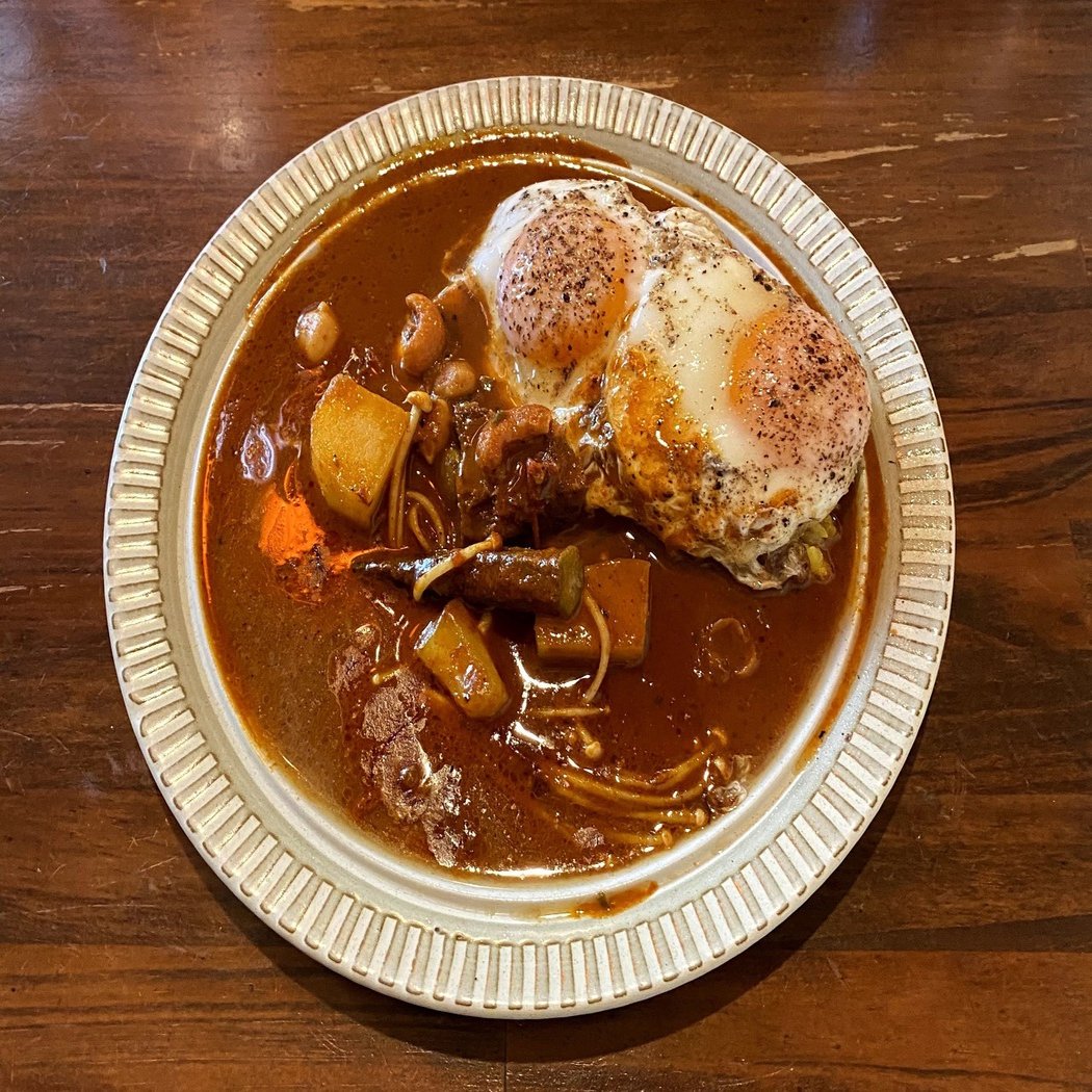 今週の卵ラバーのカレーは熊本です（11月1日～11月7日）｜さと2（カレー）