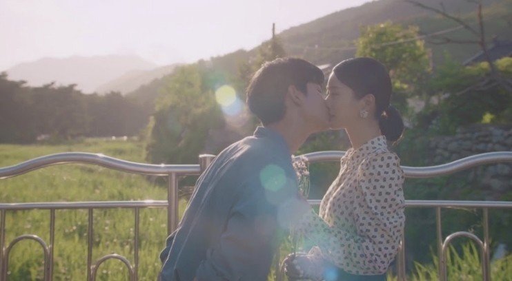 もう少しいこう 秋の韓ドラキス祭り サイコだけど大丈夫 のこのキスが好き 多彩なキスシーンのあるドラマだけど このキラキラした朝のキス はあまり2人にそぐわないからこそ 2人で新しい道を歩き出す象徴のよ れいち Note