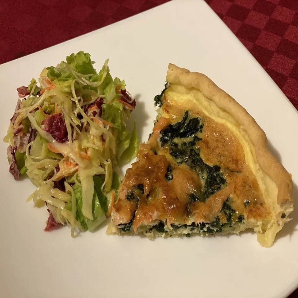 サーモンとほうれん草のキッシュ｜kaorina091