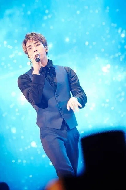 Shinee ジョンヒョン 2回目のソロコンサートも成功的 ステージだけで25個 최아 Note
