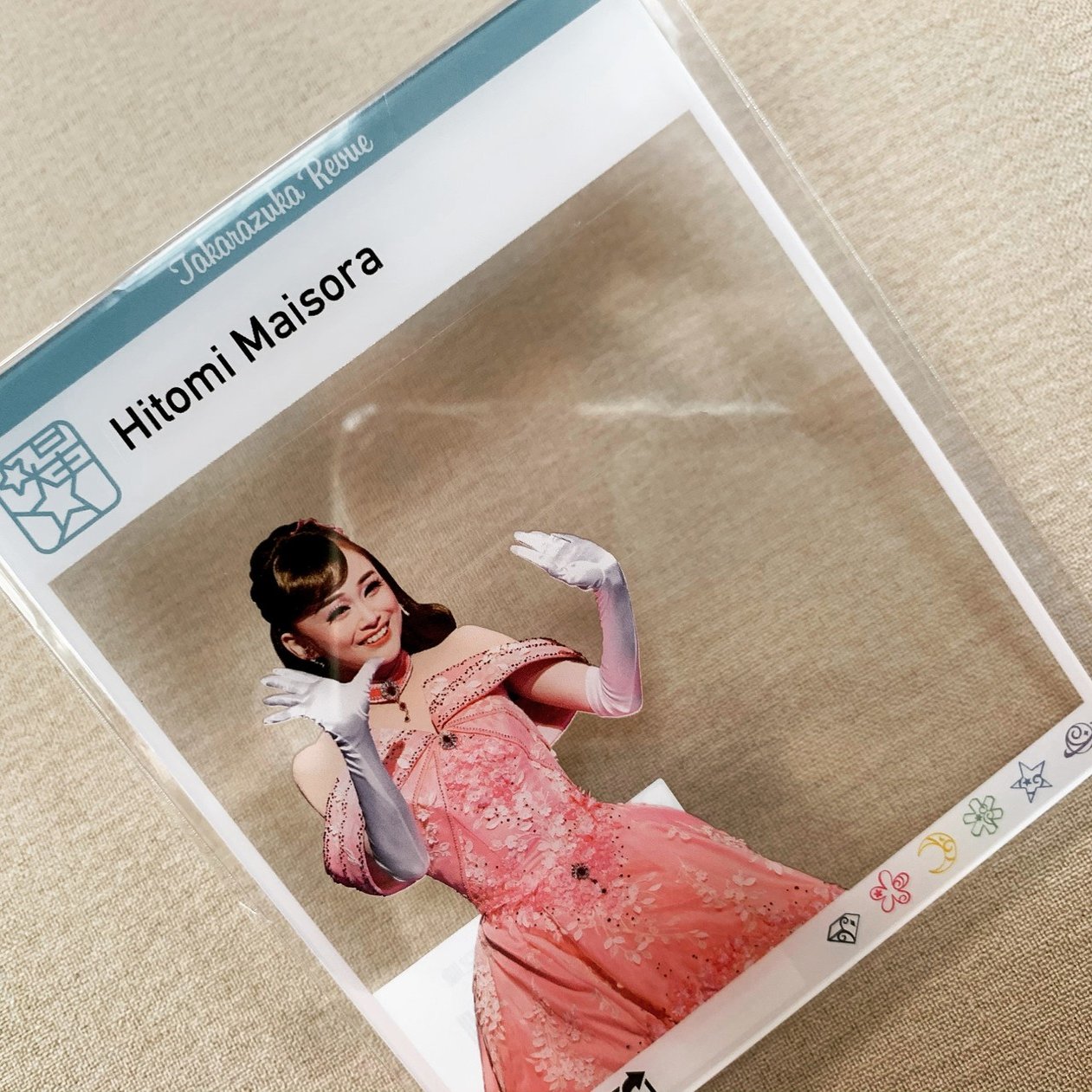 舞空瞳のアクリルカード 開封の儀｜むー