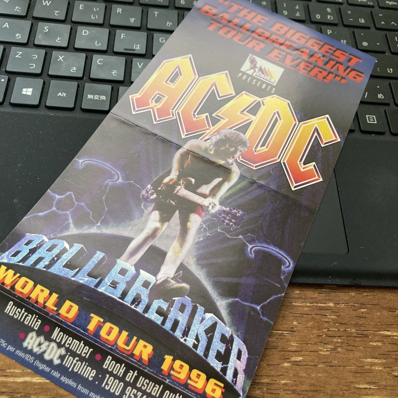 AC/DC / You Shook Me All Night Long(1980 UK:38 US:35)｜マサ | 洋楽情報