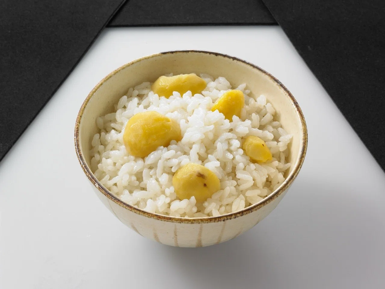 大粒でお口の中も幸せいっぱい！大きさが特徴の日高の栗、今年の出来は