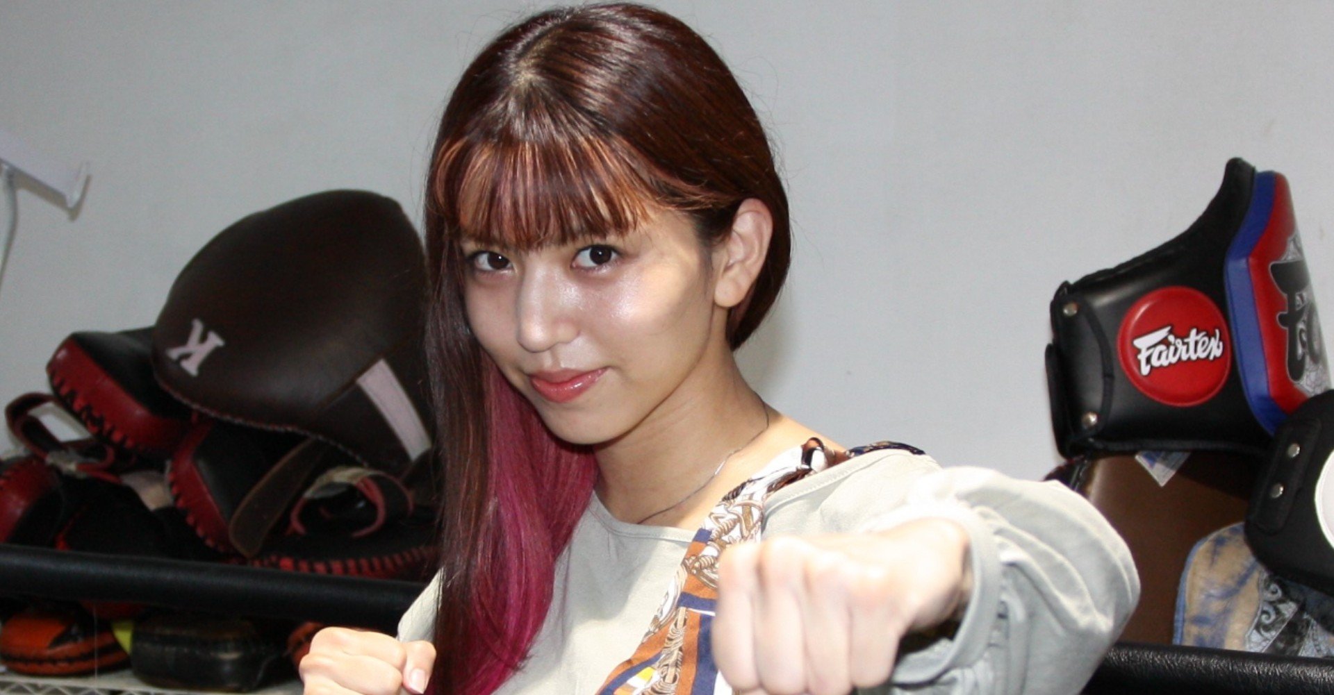 ぱんちゃん璃奈（顔面マエゲリーナ？) 初タイトル獲得後の第1戦で初