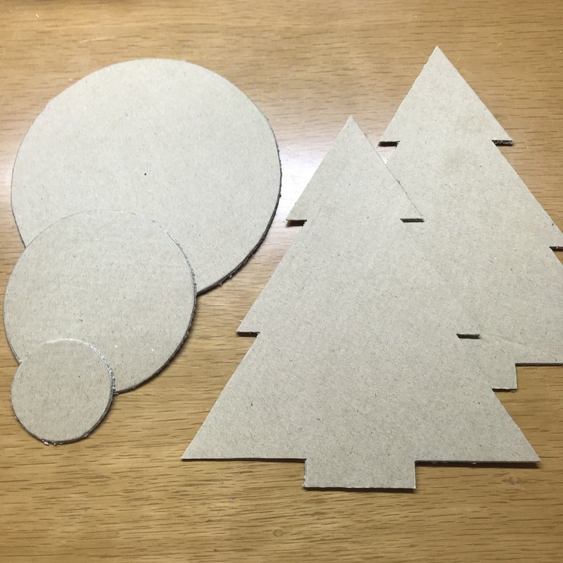 段ボール工作 クリスマスツリー ミニマリストまゆか Note