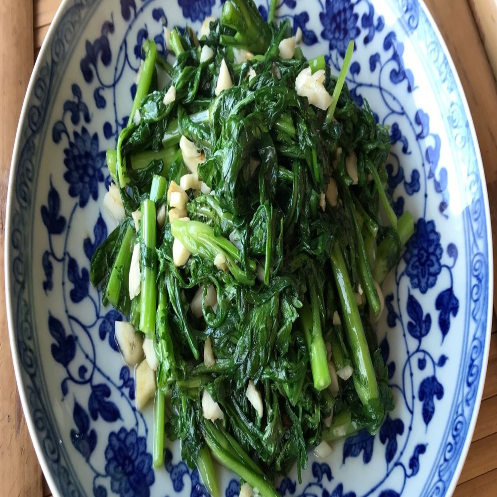 おうちで中華 蒜蓉炒茼蒿 春菊のニンニク炒め 酒徒 しゅと おうちで中華 Note