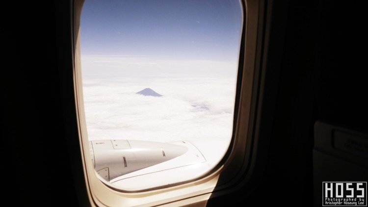 Hello Mt. Fuji! - Off to Busan by Korean Air (大韓航空)