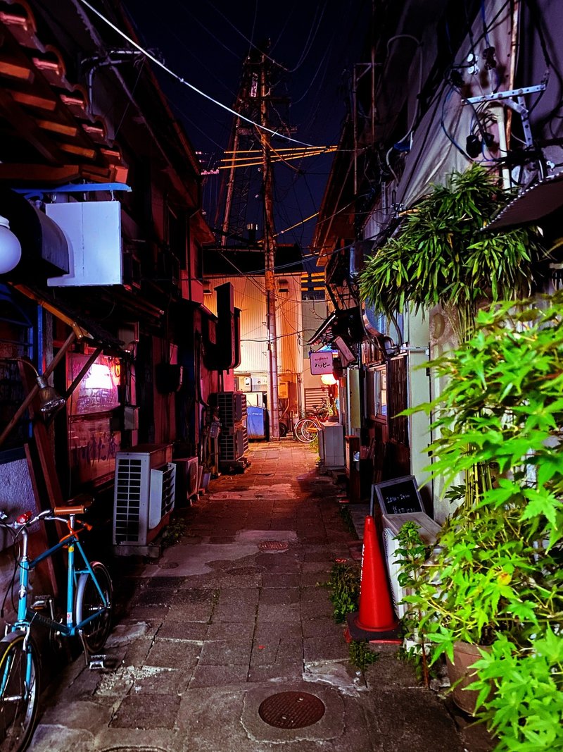 名古屋市昭和区の昭和レトロな魅力的なストリート ボンボンセンターのご紹介 昭和にタイムスリップしたかのような非日常的空間 山本祐介 オタク社長 おもちゃ屋さん Note 名古屋市昭和区の昭和レトロな魅力的なストリート ボンボンセンターのご紹介 昭和にタイムスリップしたかのような非日常的空間 山本祐介 オタク社長 おもちゃ屋さん Note