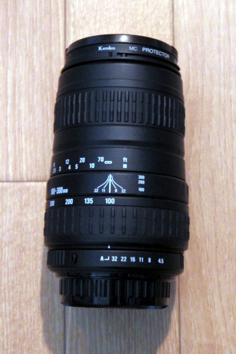 SIGMA 100-300mm F4.5-6.7DL｜佐久間ディック