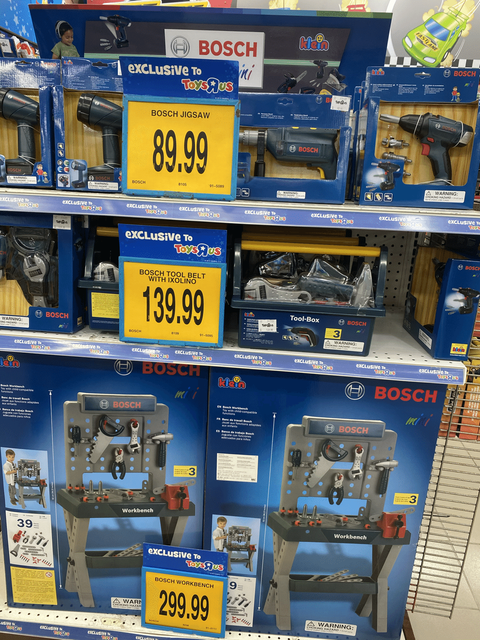 Boschのおもちゃ工具 モールで偶然見つけたんですが こんなの売ってるんですねぇ かなり精巧なboschのおもちゃ工具 息子が小さかったら間違いなく買ってたなぁ もうリアル工具 を使う年齢 Kaori Nagatsuka 海外多言語子育て ペナン Note