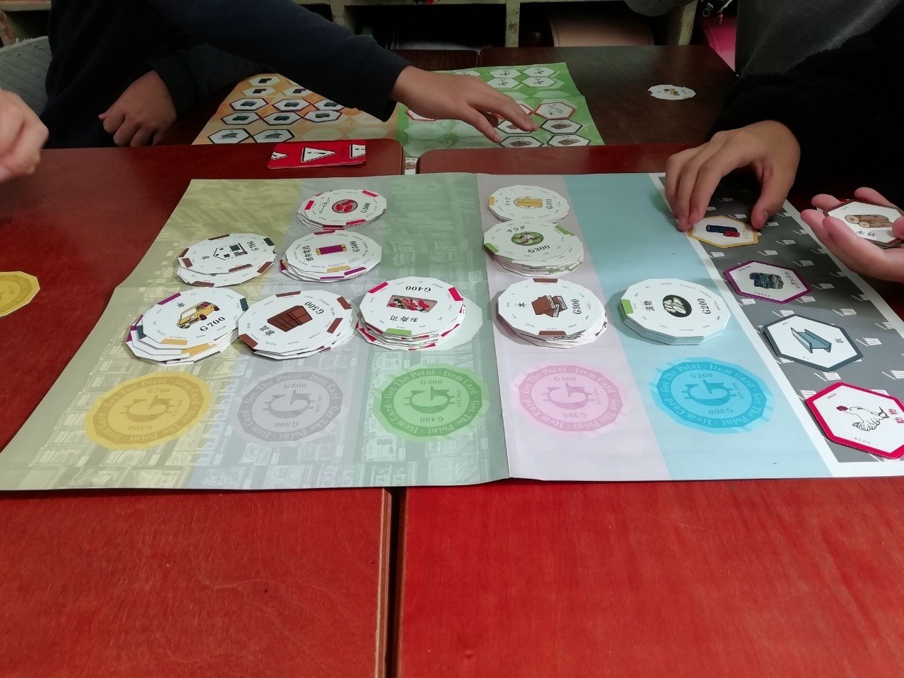 小学生が遊びながらsdgsの世界観を体感できる学習ボードゲーム Cokowill Note