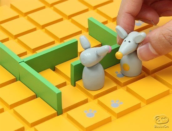 世界中のボードゲームファンを魅了する フランス生まれの知的対戦ゲーム Assiston Note 世界中のボードゲームファンを魅了する フランス生まれの知的対戦ゲーム Assiston Note