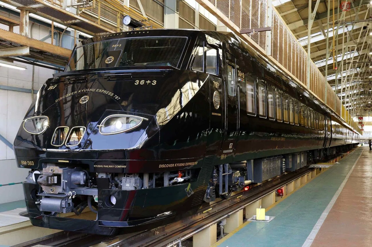 新たな特急列車「36ぷらす3」 JR九州を代表する787系「本来の
