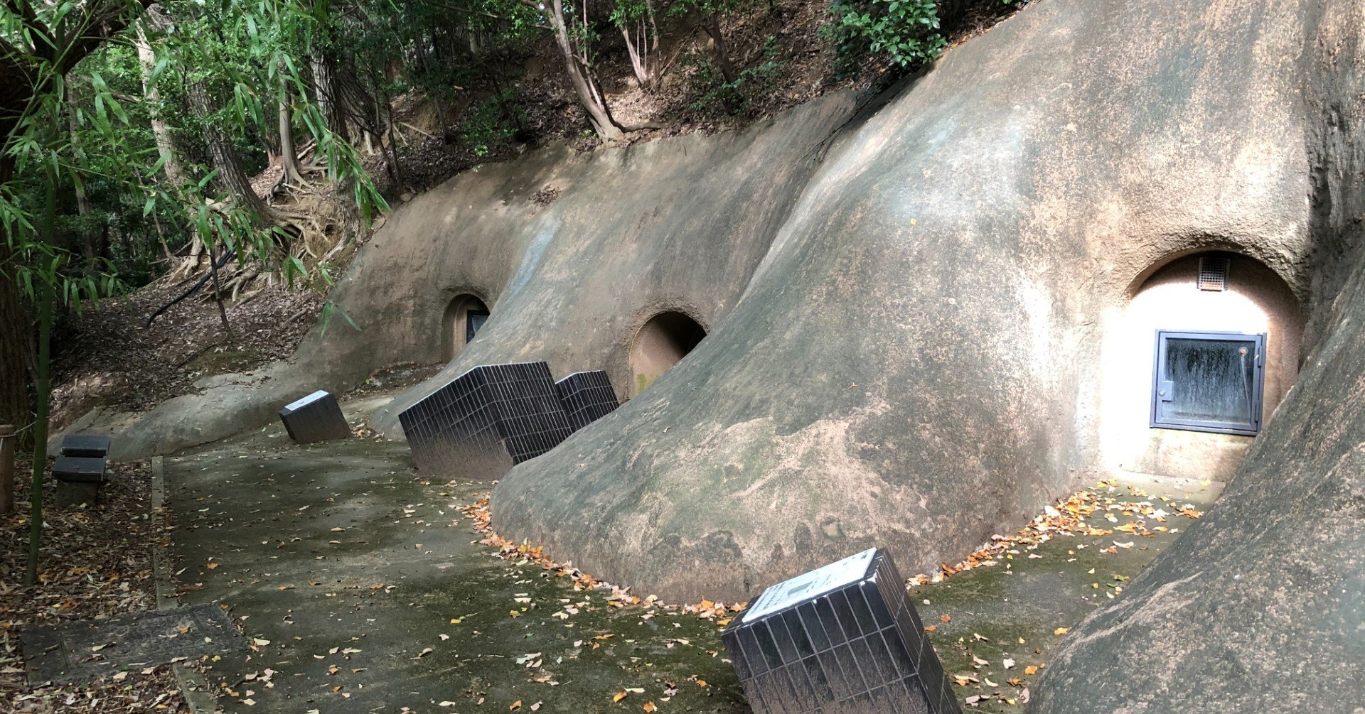 納墓/Entomb 我们最新督造的华人坟墓We construct of Chinese Grave. Please call