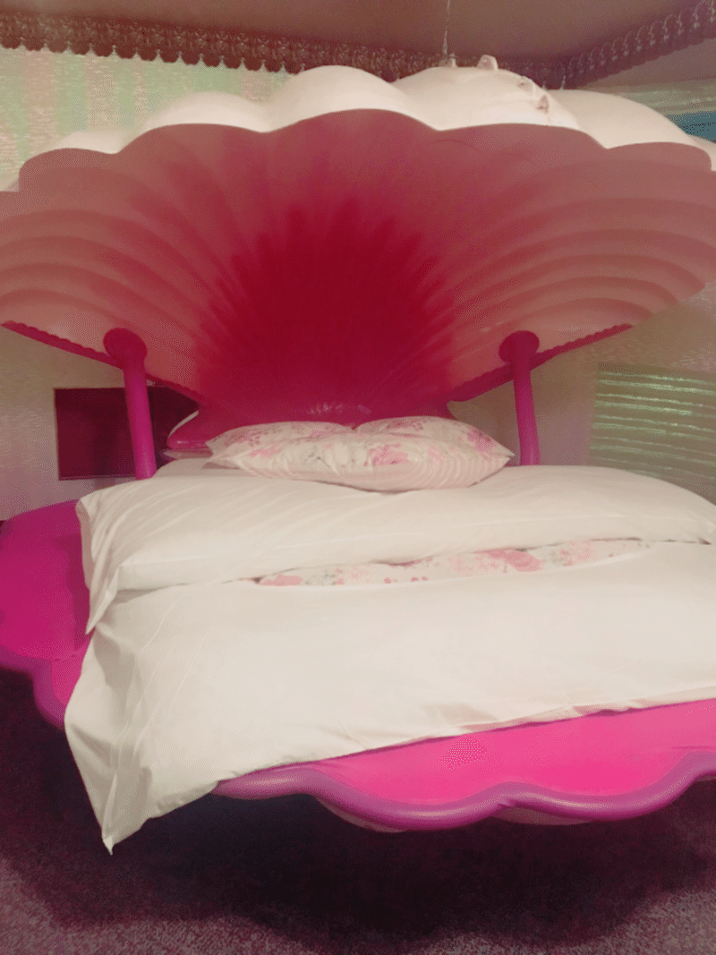 白昼夢の貝殻ベッド 熱海 ホテルファンタジア 澁澤 祈 Note