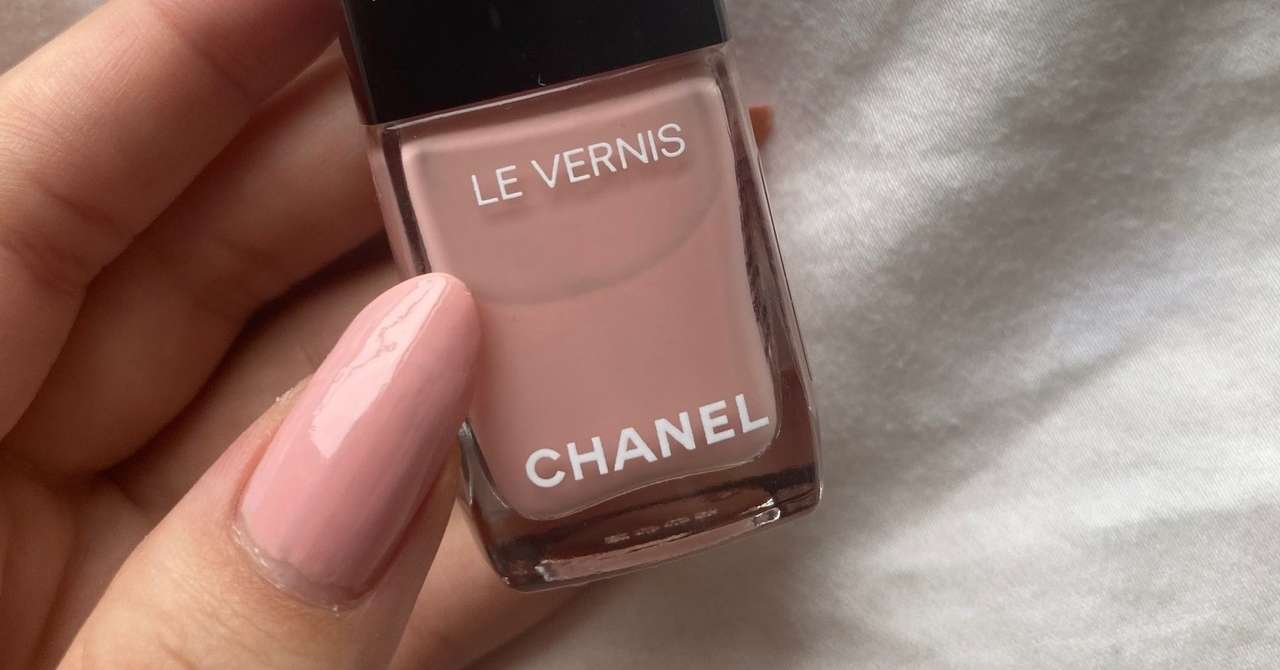 ほの甘いオーラをふわり シャネル ヴェルニ ロング トゥニュ 769 エゲリア マニキュアまにあちゃん Note