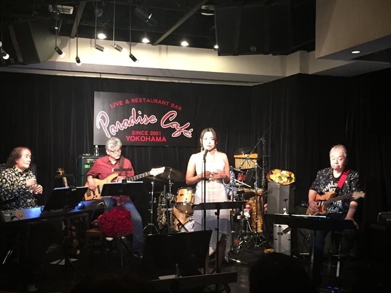 横浜 馬車道 Paradise Cafe クラウドファンディング 優奈 Yuuna Note