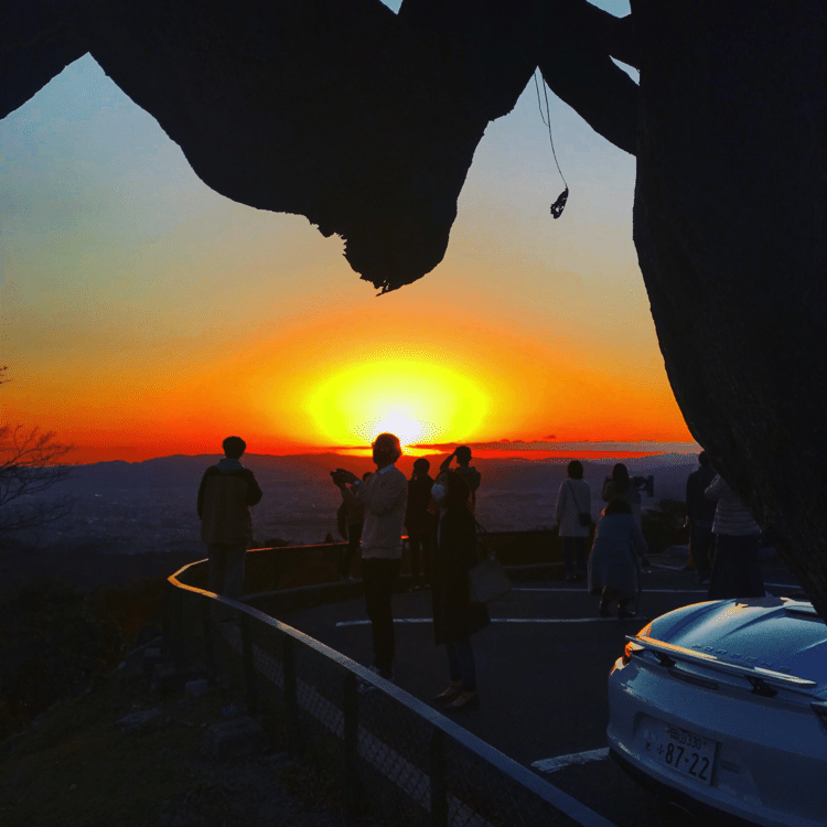 夕陽に　　　　　　　　　　　ノックアウト