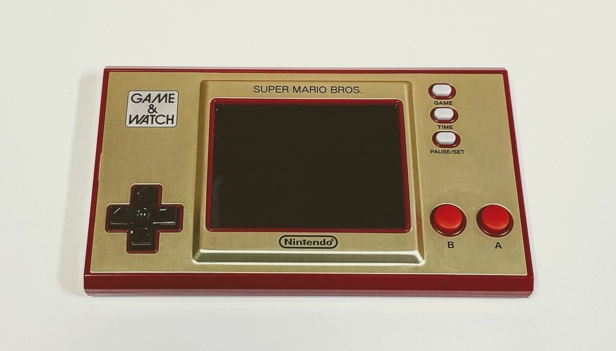 GAME&WATCH スーパーマリオブラザーズで久々のゲームウォッチ GAME&WATCH スーパーマリオブラザーズで久々のゲームウォッチ
