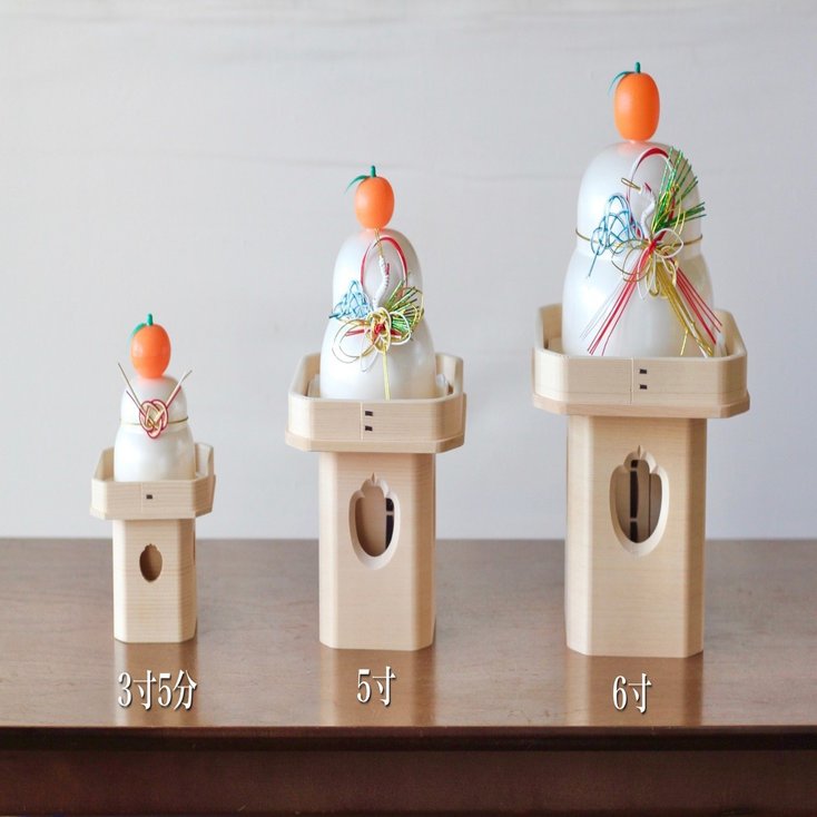 三宝付き　鏡餅大　183 ヒバ お正月の鏡餅の台、三方（さんぼう）発売開始！｜中村亜弓＠愛知の伝統