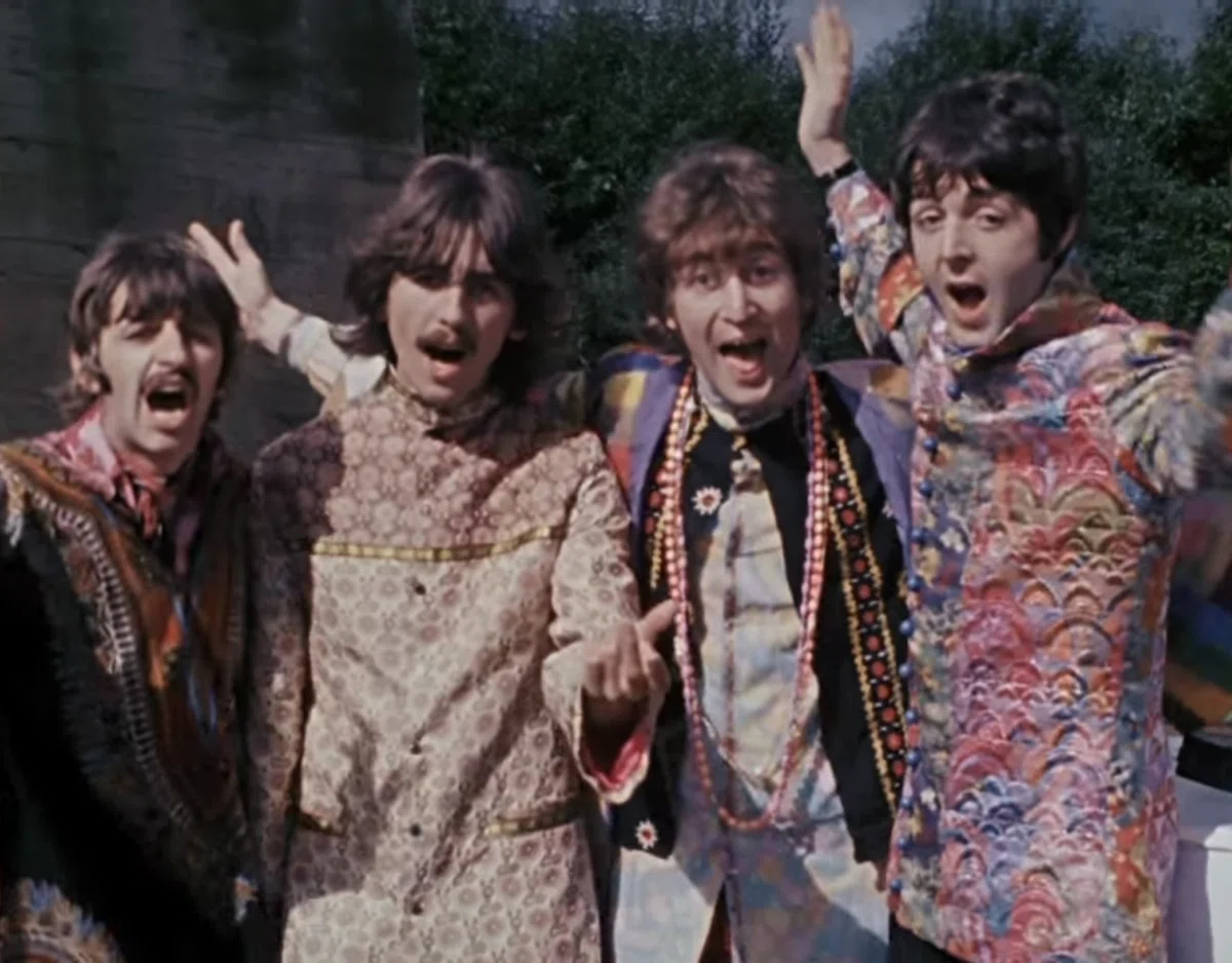 楽曲紹介》I Am the Walrus(1967)/The Beatles|鶏腿肉 楽曲紹介》I Am the Walrus(1967)/The Beatles|鶏腿肉