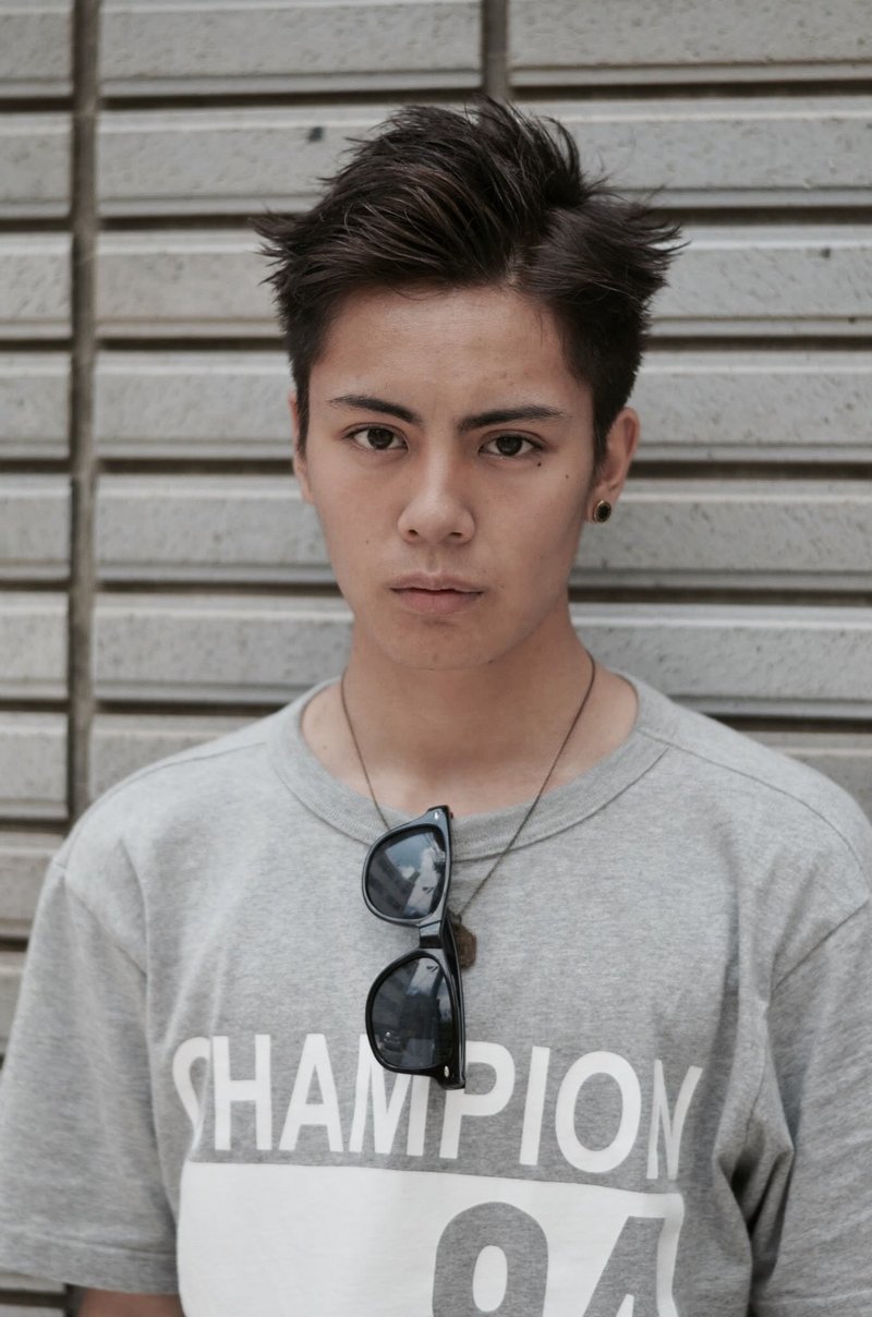 男性のお悩み おでこの広さ をカバーする髪型とは Yaw Yoichi 西村陽一 美容師 Note