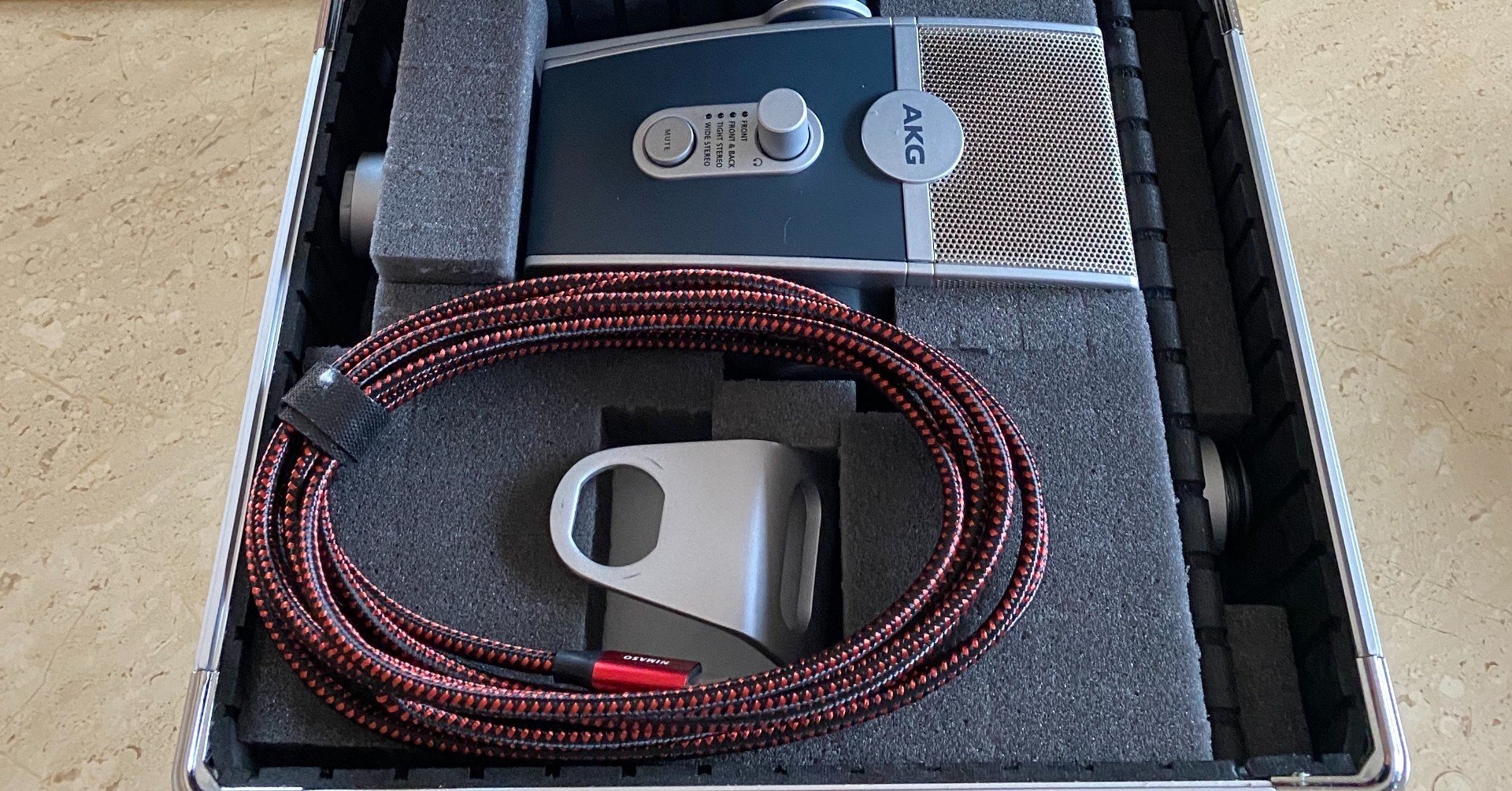 AKG Lyraのケースを製作してみた｜Ralatalk