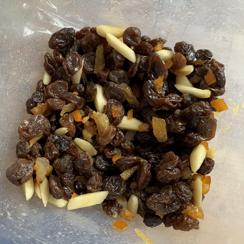 シュトーレン 旅するうさぎ Note