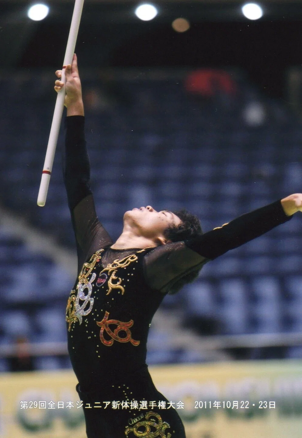 体操選手 新体操レオタード 黒 2026年最新 新体操 レオタード 黒の人気