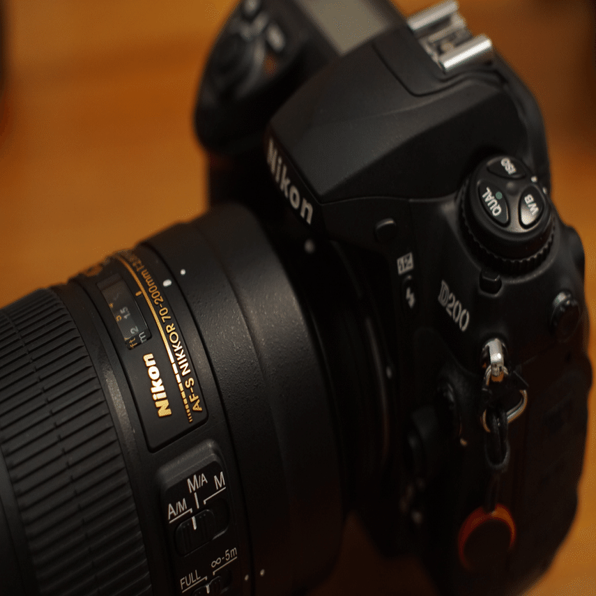 Nikon D200 ＋ AF NIKKOR 85mm f1.4D 訳あり