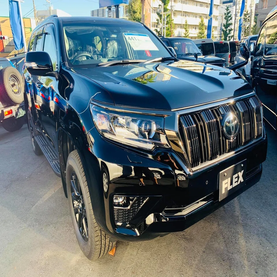 展示車輌 150系後期ランドクルーザープラドBLACKEDITION｜あまつ人