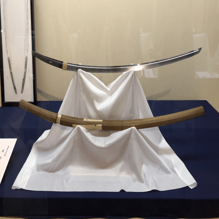 鬼切丸 茨木童子を切った刀「鬼切丸」｜酒井 望奈未