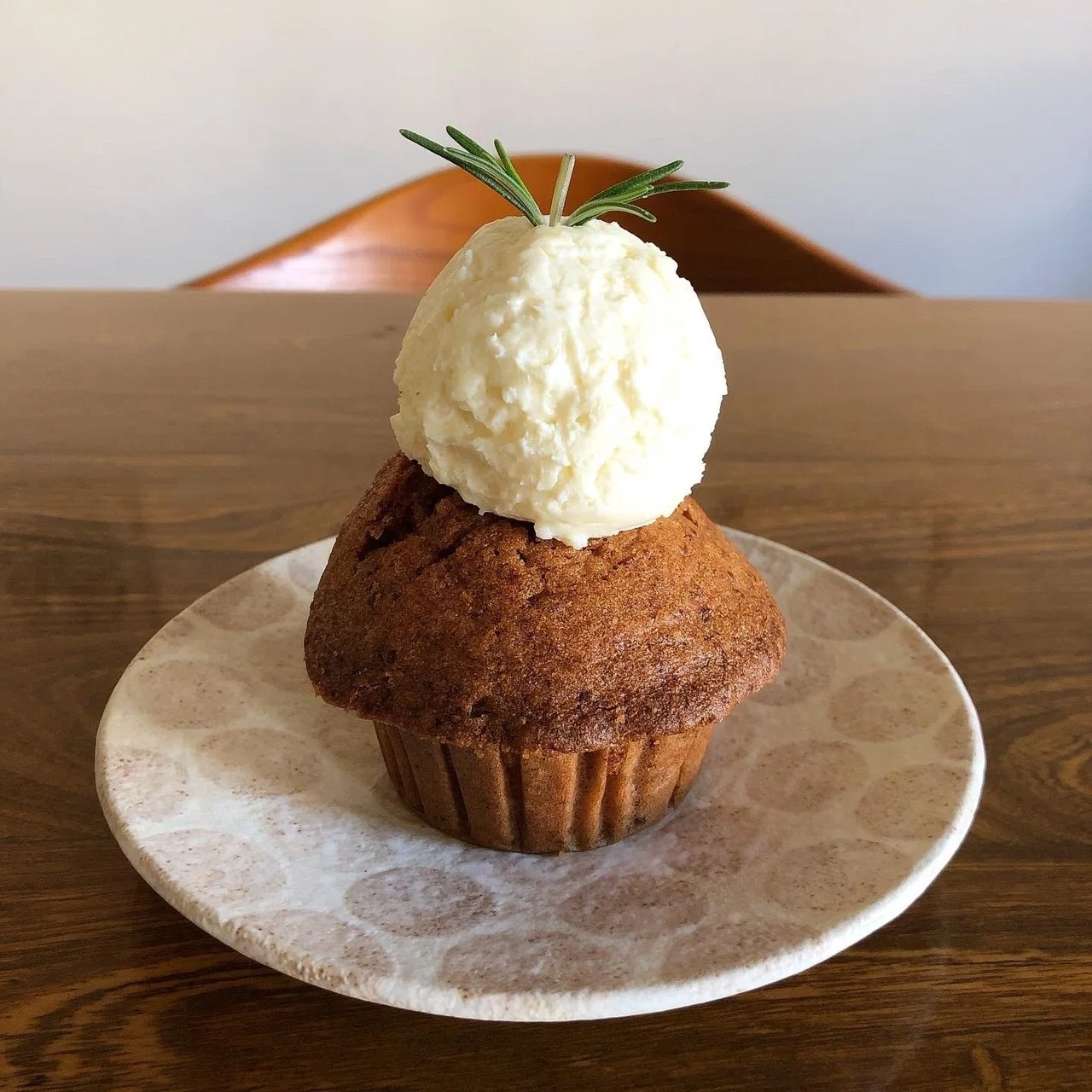 お店のキャロットケーキ | GREEN THUMB｜小豆田マチ子 | キャロット