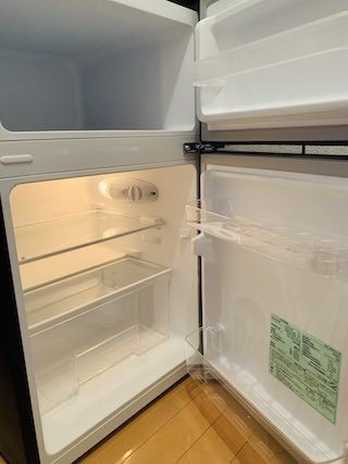 冷蔵庫なか