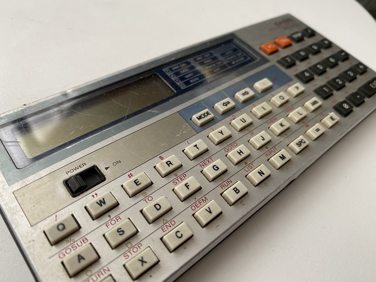 初めてのコンピュータ。カシオPB-100|horiken 初めてのコンピュータ。カシオPB-100|horiken