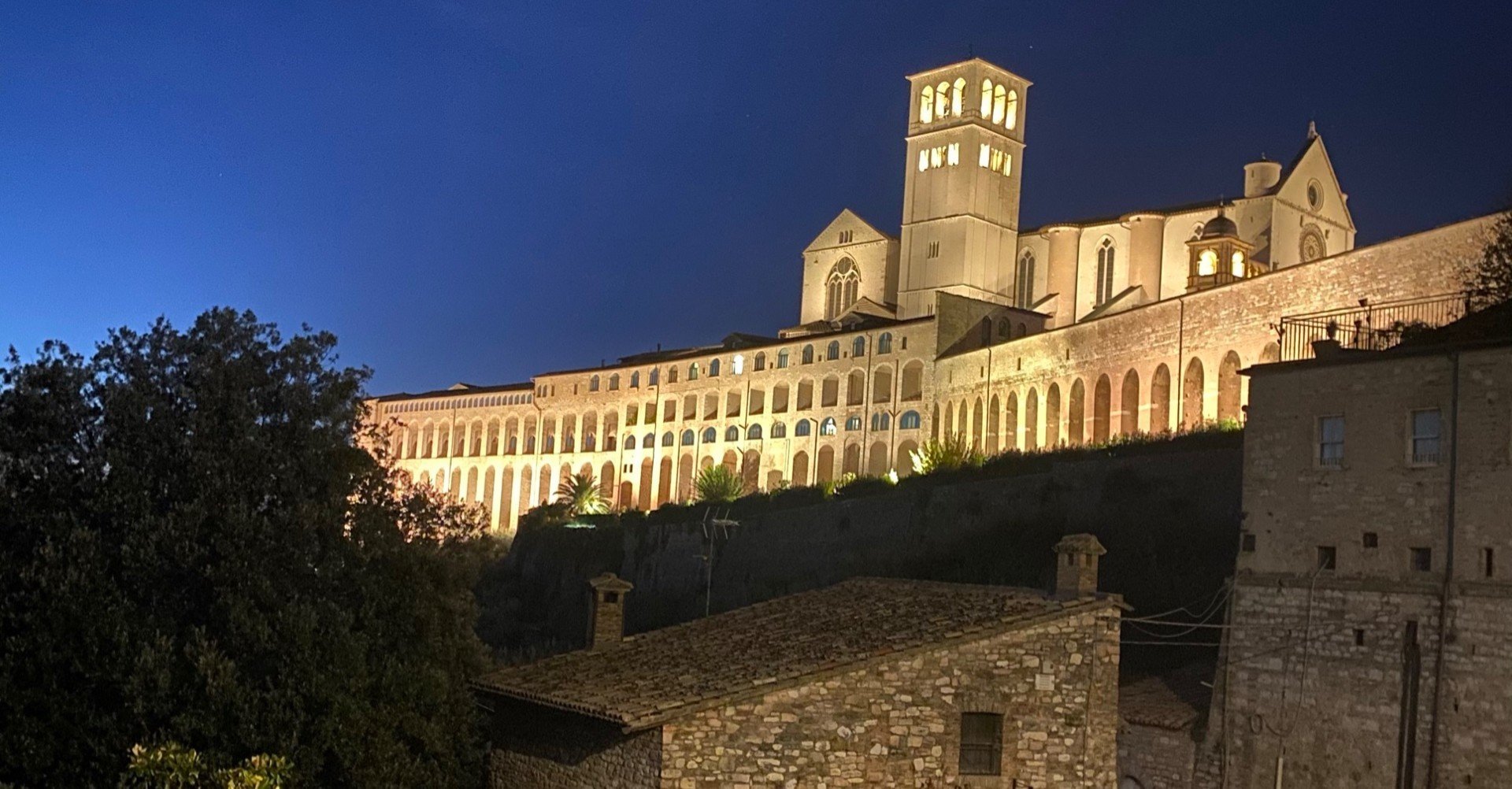 前編 アッシジ Assisi の歩き方 中世イタリアの街並みを味わう Nao Masunaga Note 前編 アッシジ Assisi の歩き方 中世イタリアの街並みを味わう Nao Masunaga Note
